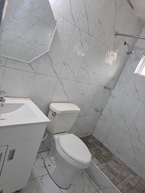 Newly Renovated 3 Bedrooms For Rent