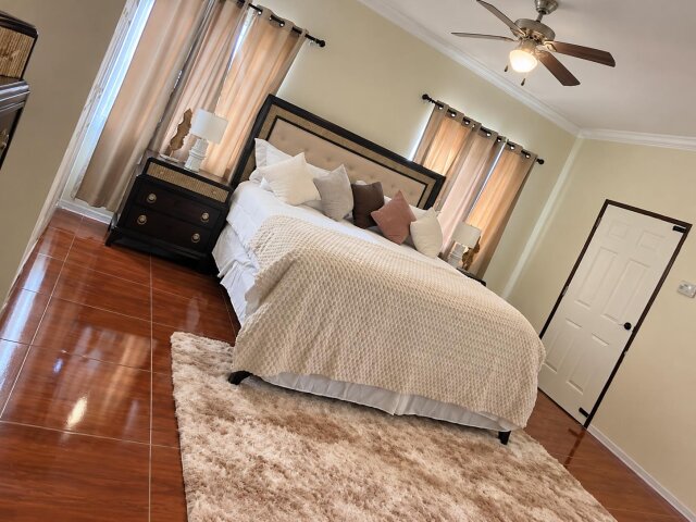Furnished 2 Bedrooms with Modern Amenities
