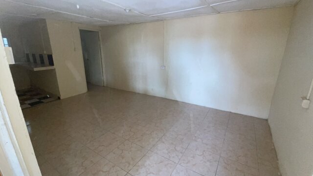 Cozy 1 Bedroom with Kitchen and Bath