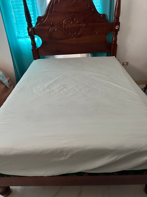 Queen Size Mattres With Base And Free Side Table Beds Portmore