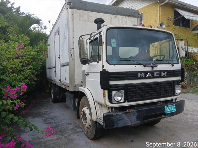1987 Mack Mid-Liner MS2009 Box Truck Trucks Kingston