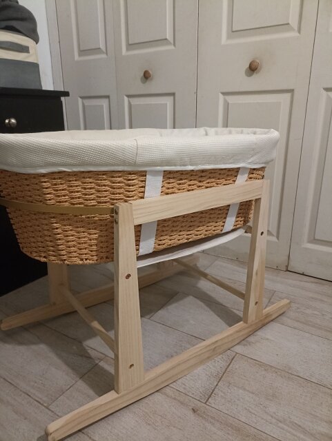 Baby Basket With Rocking Stand