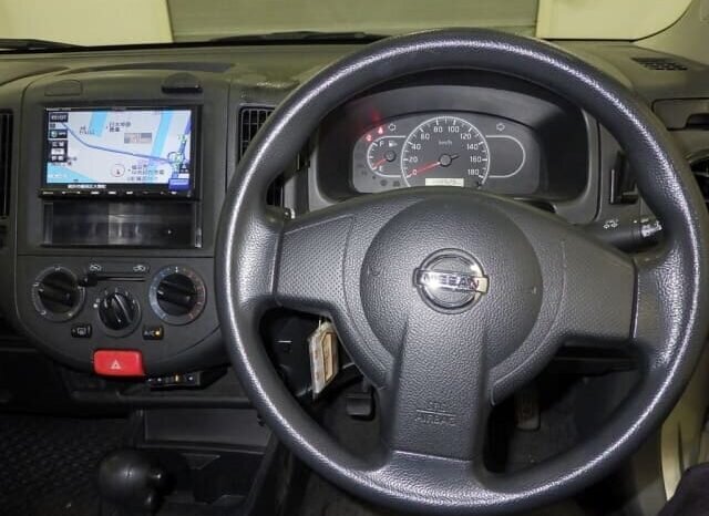 Nissan AD VAN 2019