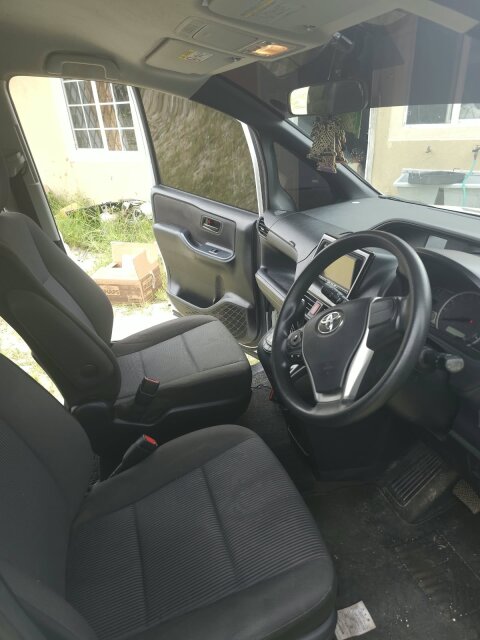 2015 Toyota Voxy