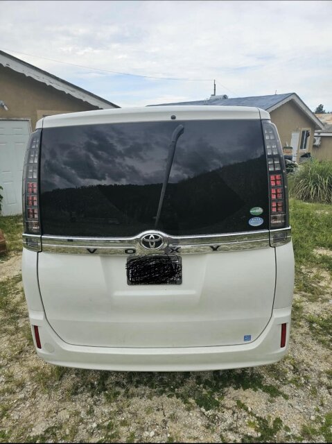 2015 Toyota Voxy