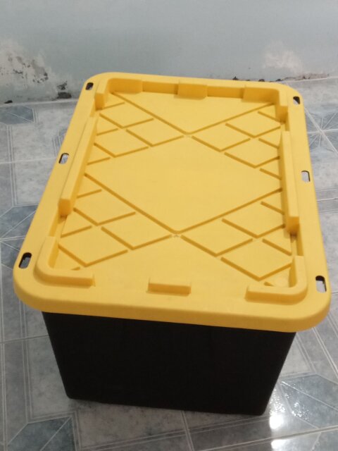 Professional Storage Box / 27 Gallon