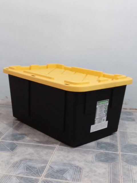Professional Storage Box / 27 Gallon Tools Spanish Town