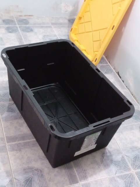 Professional Storage Box / 27 Gallon
