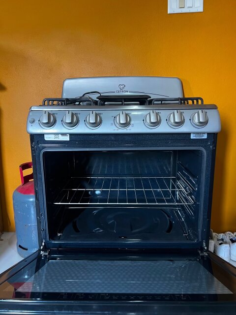 6 Burner Cetron Stove Stoves Spanish Town
