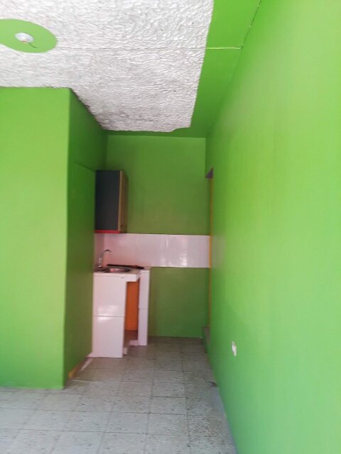 1 Bedroom Kitchen Bathroom