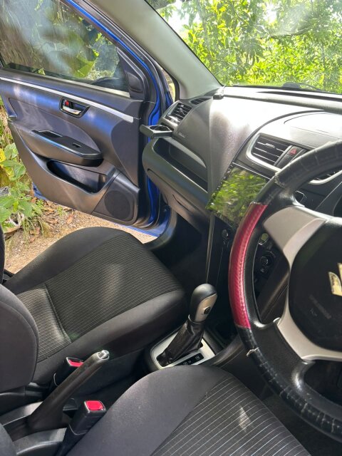 2015 SUZUKI SWIFT