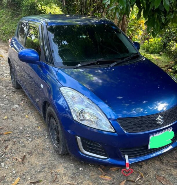 2015 SUZUKI SWIFT