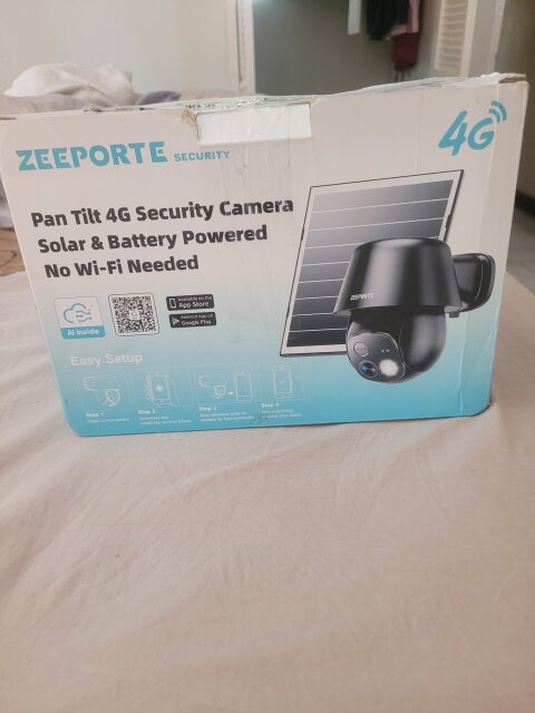 Zeeporte 4G LTE Solar- Powered  Security Camera