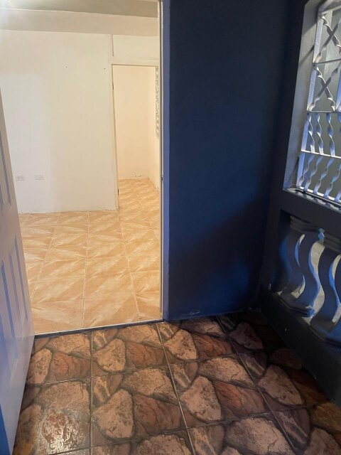 1 Bedroom For Rent