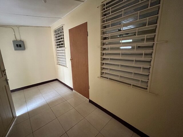2 Bedroom, 1 Bathroom