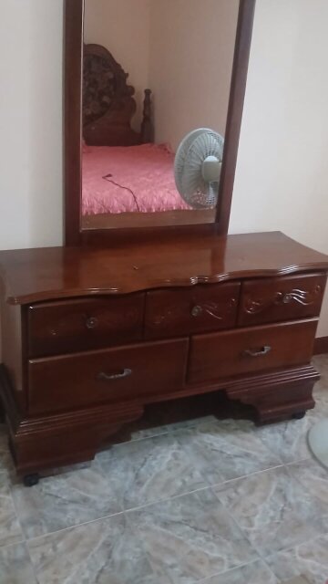 Beautiful Bedroom Oak Dresser Set With Mirror Chest of Drawers Cheapside, Junction