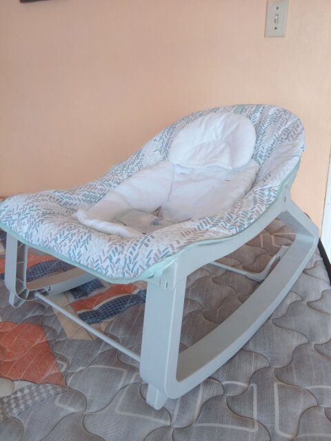 Vibrating Baby Rocker Chair