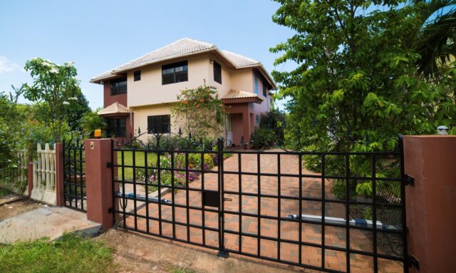 4 Bedroom House, St,. Catherine