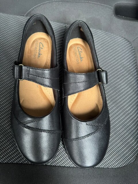 CLARKS GIRL SHOES