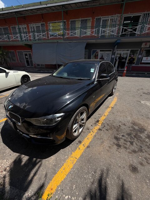 2016 BMW 320i