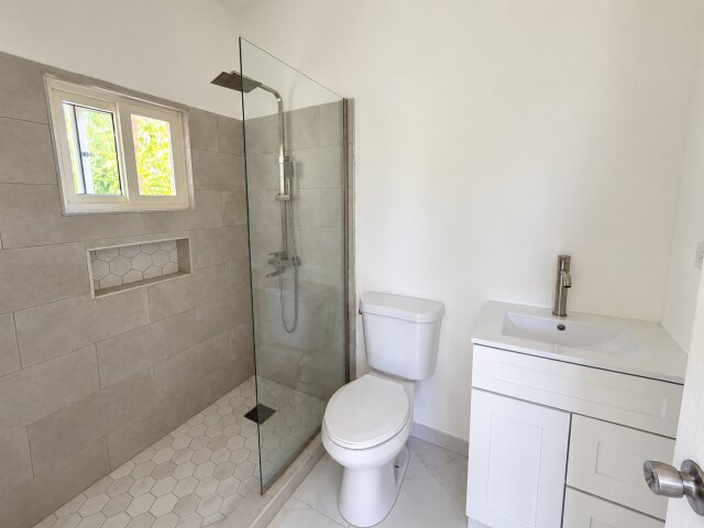1 Bedroom Apartment For Rent| Patrick City, KGN