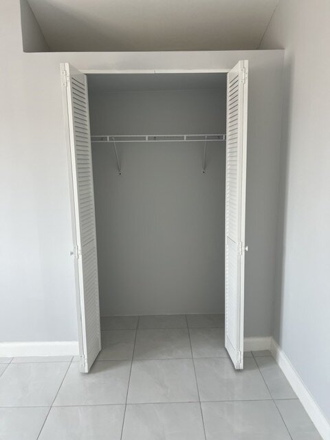 2 Bedroom In Old Harbour - Whim Estate