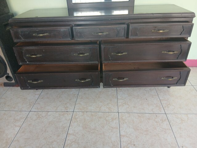 Vintage Hardwood 7 Drawer Dresser: