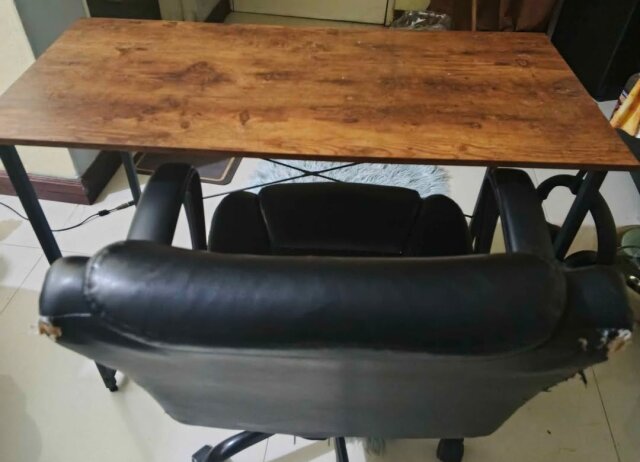 Office Desk & Chair Stationery Red Hills Belvedere Rd