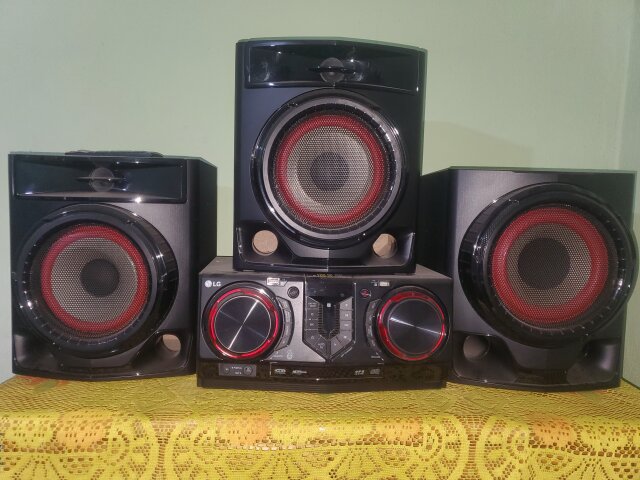 LG Stereo Component Sets Kingston
