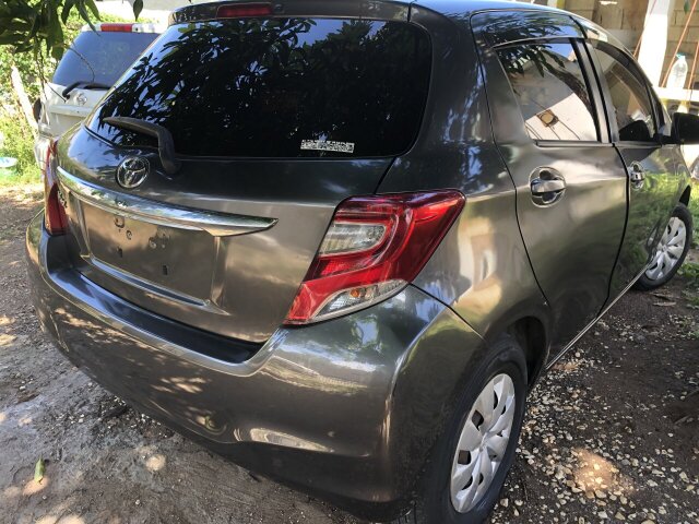 Nice 2015 Toyota Vitz For Sale