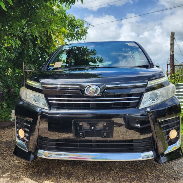 2016 Voxy