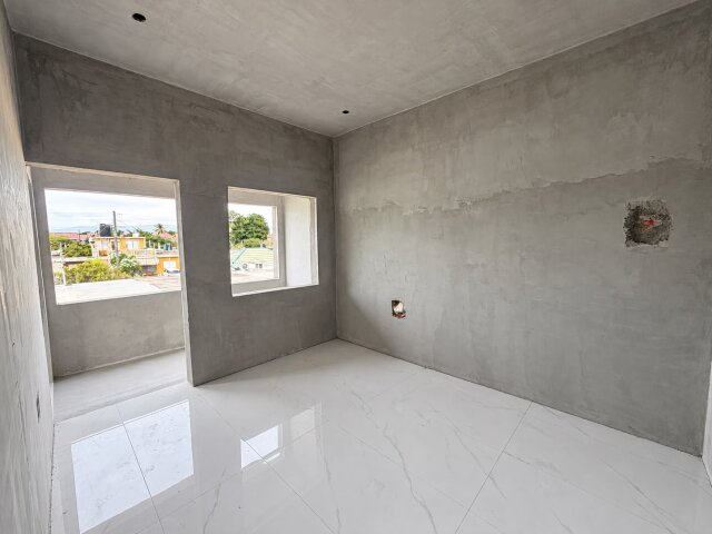 2 Bedrooms House For Rent