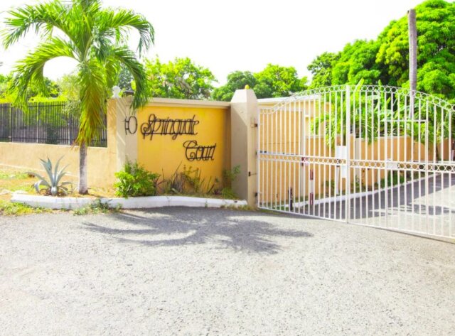 Apartment For Sale In Kingston & St. Andrew, KGN10 Apartments Constant Spring