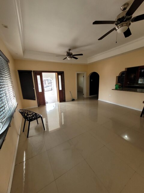 Welcome to Your 3 Bedrooms Dream Home!