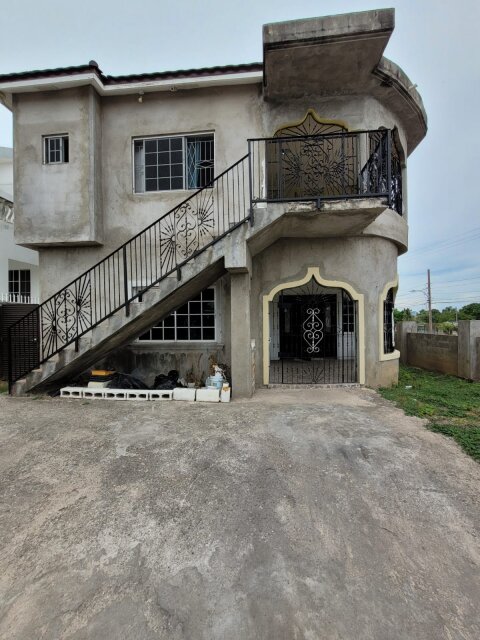 Welcome to Your 3 Bedrooms Dream Home! Houses Old Harbour Glades