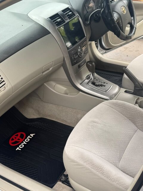 2011 Tayota Axio