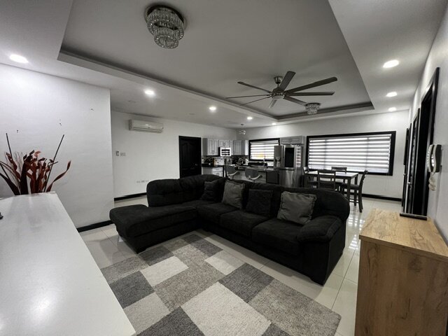Modern 3 Bedroom Apartment For RENT