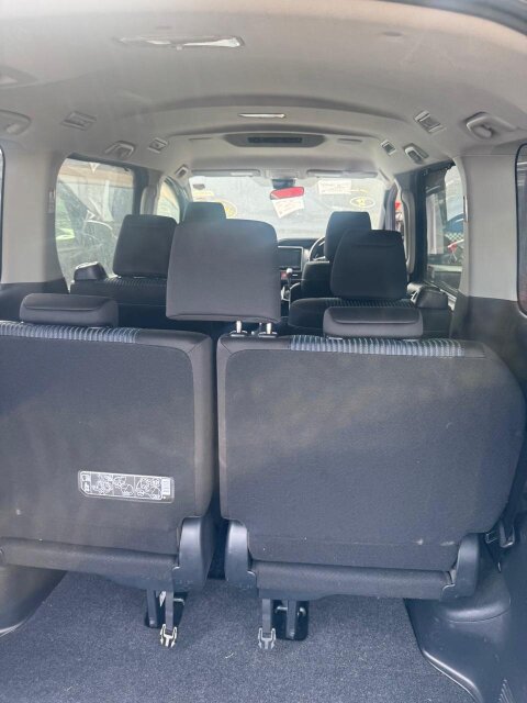 Toyota Voxy 2017 For Sale Newly Imported.!!!