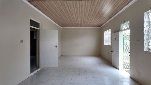 2 Bedroom Apartment For Rent - Mandeville