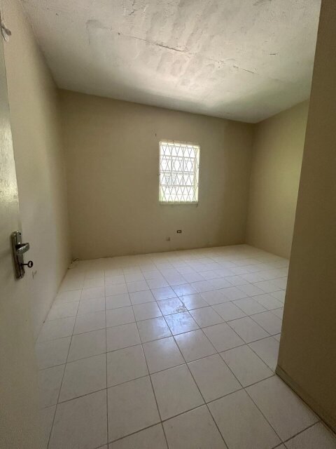 2 Bedroom Apartment For Rent - Mandeville
