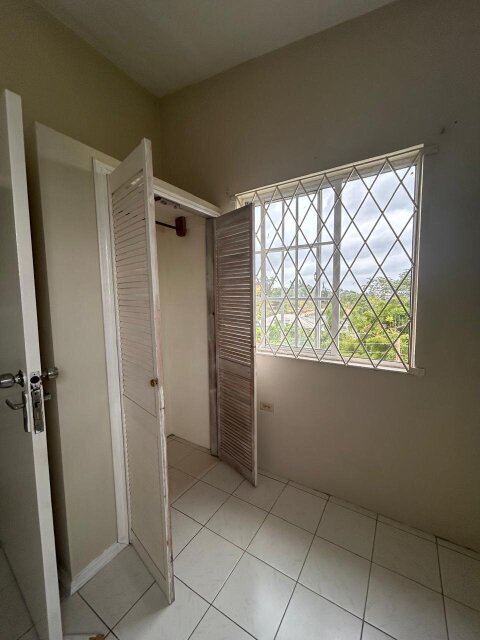2 Bedroom Apartment For Rent - Mandeville