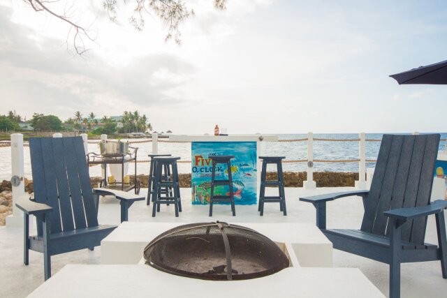 Edgewater Beach Villa - Oceanfront Property