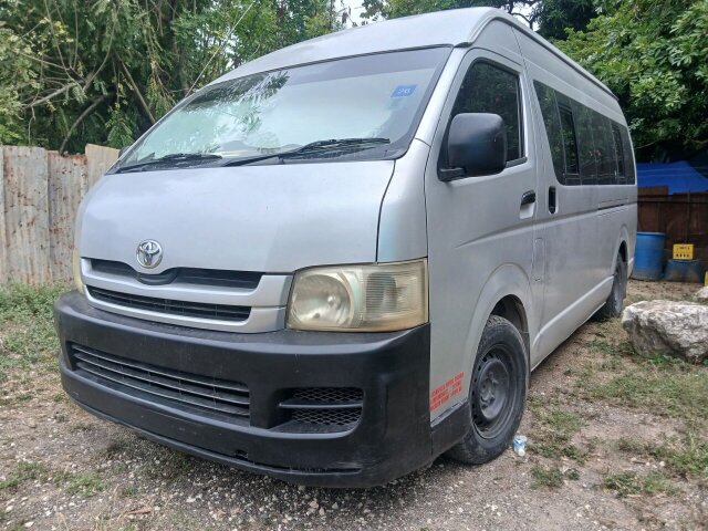 2009 Toyota Hiace