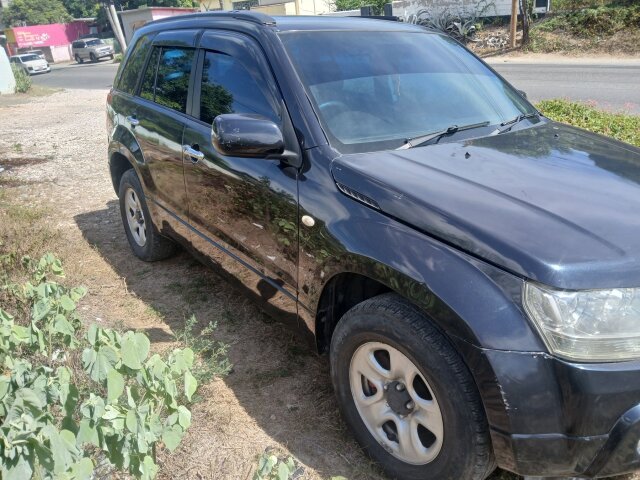 2010 SUZUKI GRAND VITARA
