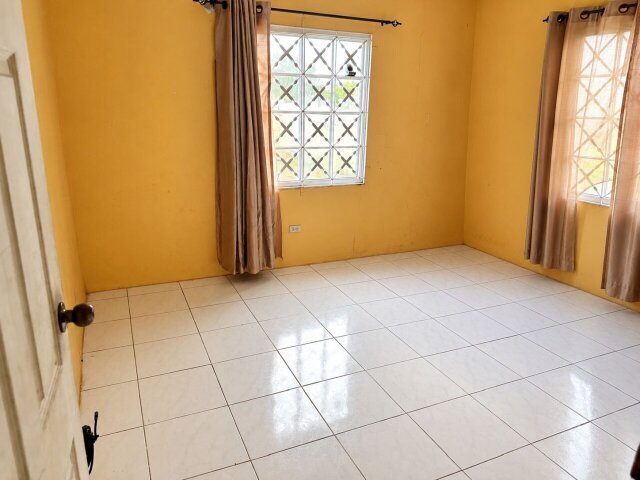 2 Bedroom 1 Bath House For Sale - HUGE LAND SPACE