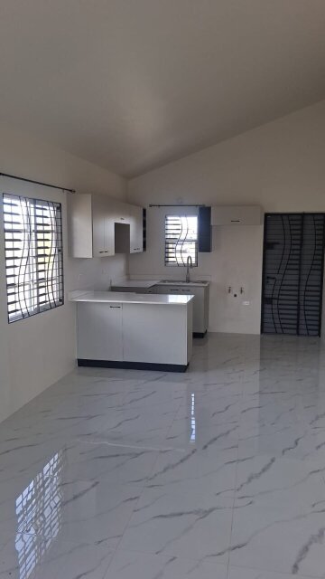 2 BEDROOM HOUSE FOR RENT