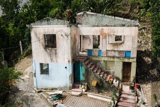 4-bedroom Fixer-upper On Approximately 0.20 Acre