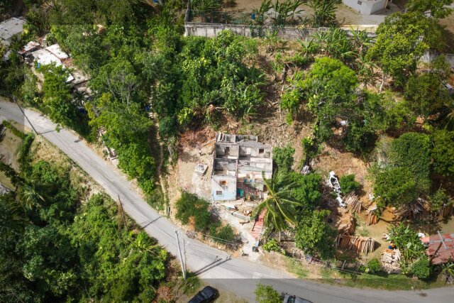 4-bedroom Fixer-upper On Approximately 0.20 Acre Houses Lime Hall