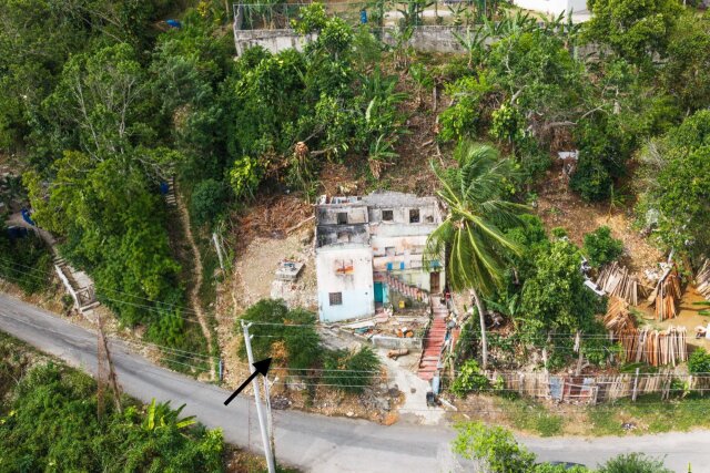4-bedroom Fixer-upper On Approximately 0.20 Acre