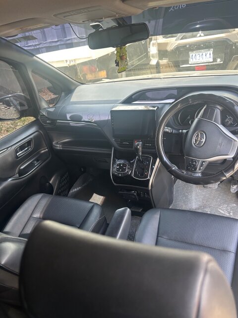 2013 Toyota Wish